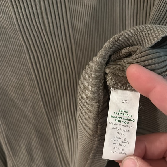 Aerie Women’s Road Trip Long Sleeve Henley Shirt Top Army Green Size Large - Picture 5 of 10